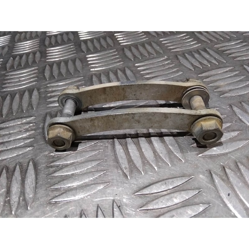 Pattes support de culasse 390 FE 10 - 12 / 450 FE 09 - 12