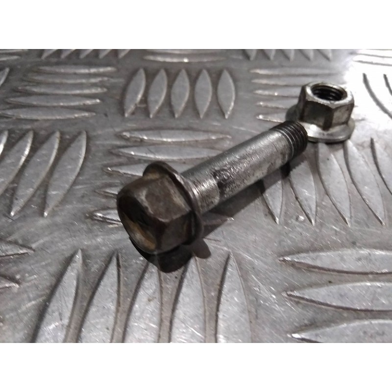 Axe inférieur ou supérieur de biellettes 60 KX 83 - 04 / 80 KX 83 - 85