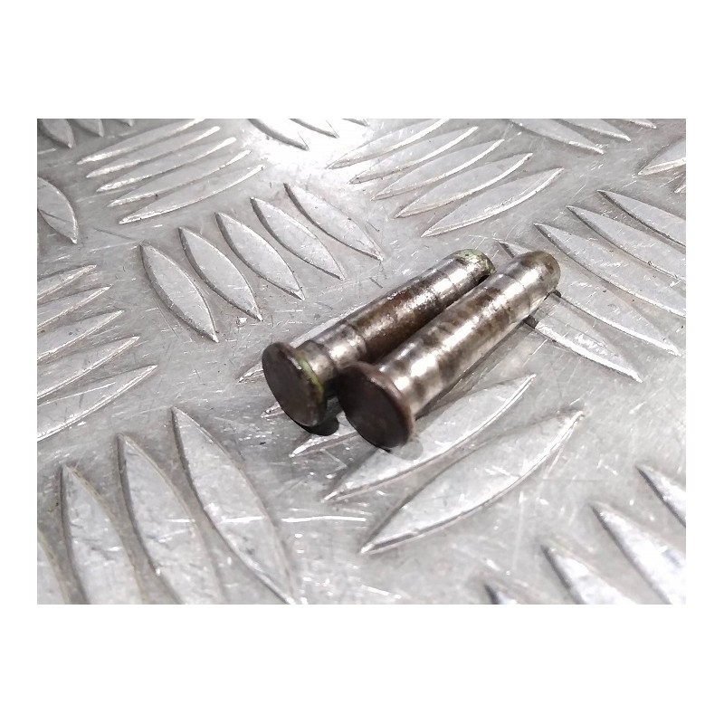 Axes de repose-pieds 60 KX 83 - 04 / 80 KX 83 - 97