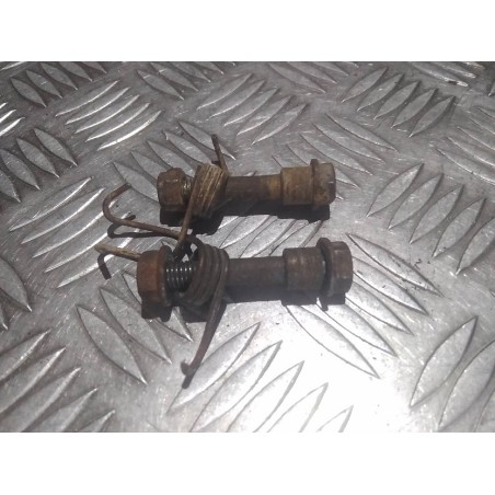 Axes de repose-pieds + ressorts 240 MX / GS 89