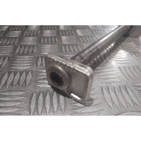 Axe de roue arrière 125 MX GS 87 - 88 / 240 MX GS 87 - 89