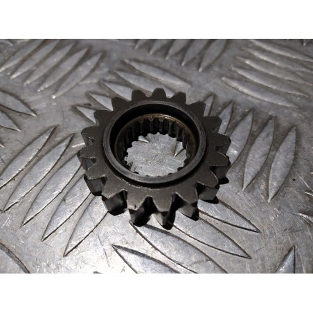 Pignon intermédiaire de cloche d'embrayage 250 YZF 01 - 08 / 250 WRF 01 - 07