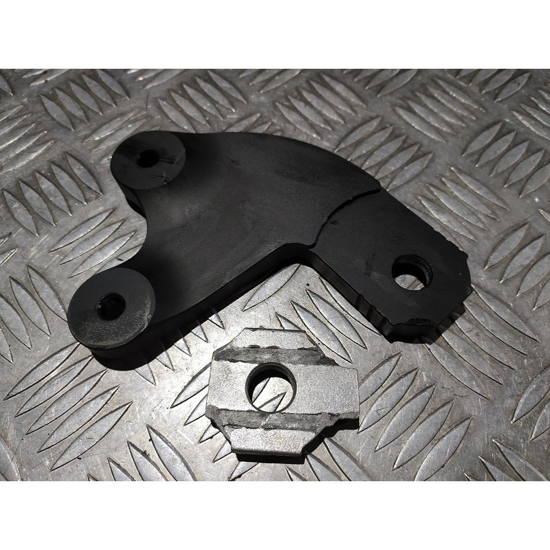 Cales tendeurs de chaine + support de plaque 125 DUKE 22 23 / 200 DUKE 12 - 23 / 390 DUKE 13 - 23