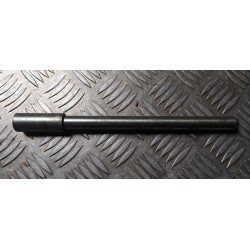 Axe de roue avant 125 DUKE...