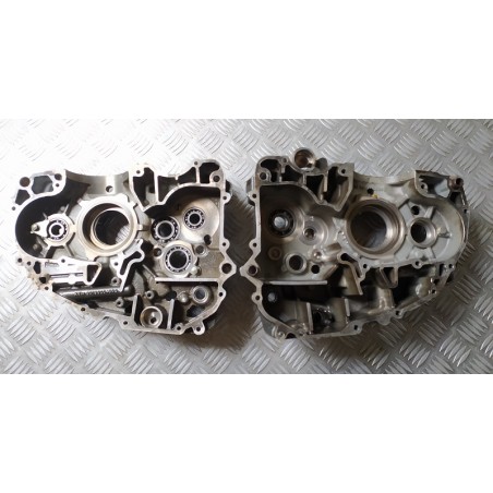 Carters moteur centraux 125 DUKE 11