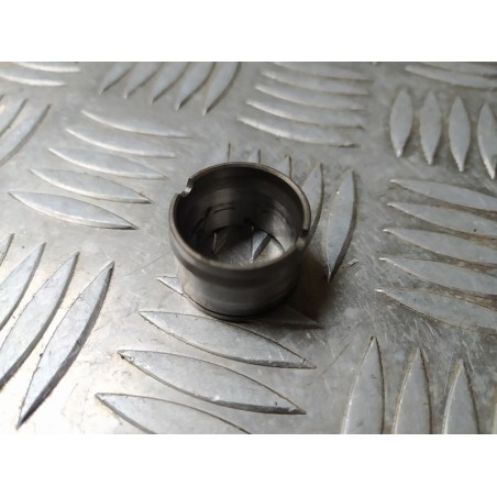 Entretoise de pignon de sortie de boite 125 DUKE 11 - 15 / 200 DUKE 12 - 15