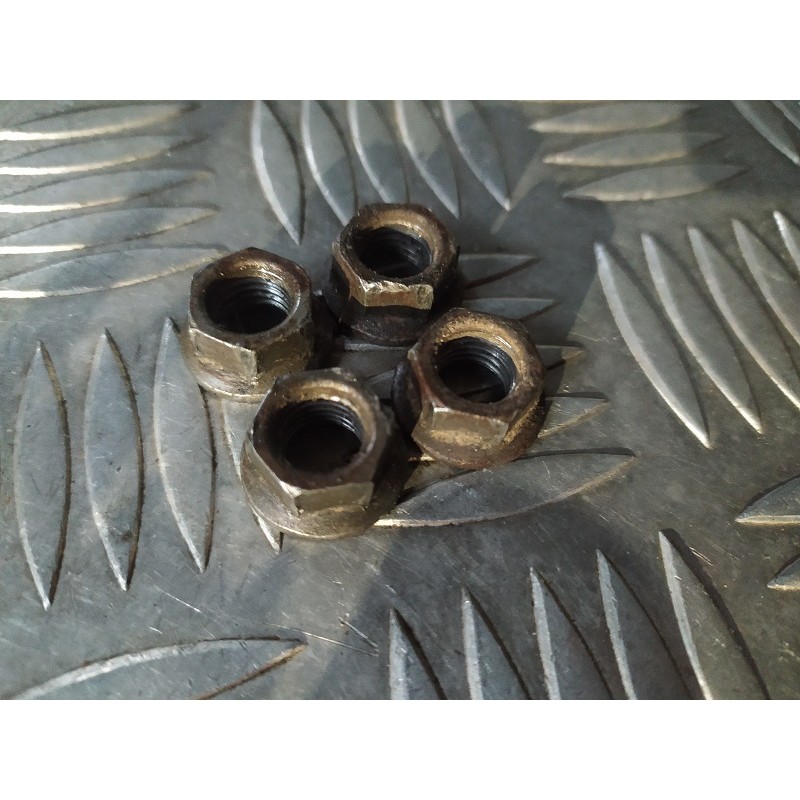 Ecrous de cylindre 250 WR 92 - 13 / 250 CR 92 - 04 / 300 WR 09 - 13 / 360 WR 94 - 02 / 360 CR 92 - 93