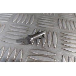 Axe de chape de pédale de...