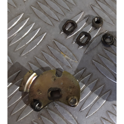 Support de câbles de valves...