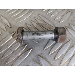 Axe inférieur d'amortisseur...