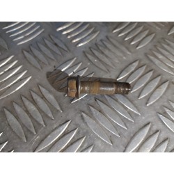 Axe inférieur d'amortisseur...