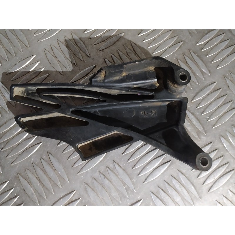 Protège pignon 250 YZF 10 - 11