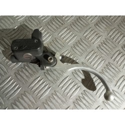 Maitre cylindre d'embrayage...