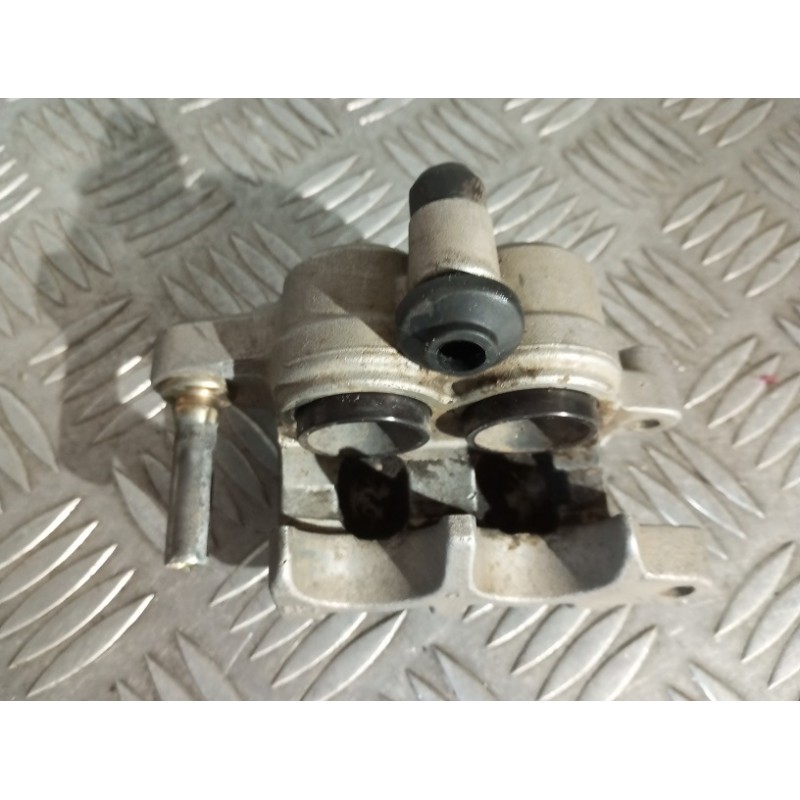 Etrier de frein avant 125 250 YZ 03 - 04 / 250 450 YZF WRF 03 - 04