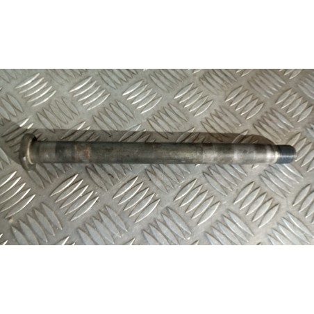 Axe pivot de bras oscillant 250 450 YZF 05 / 250 450 WRF 05 - 06