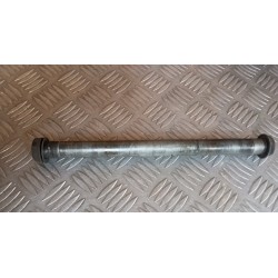 Axe de roue arrière WRE WR CR