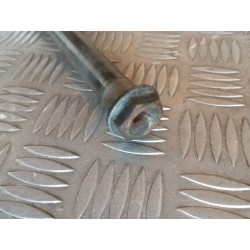 Axe de roue arrière 125 WRE 93 - 11 / 125 SMS 04 - 11 2