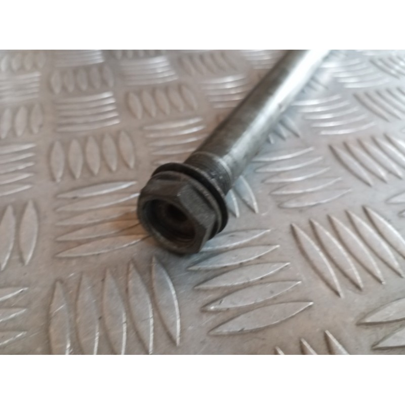Axe de roue arrière 125 WRE 93 - 11 / 125 SMS 04 - 11