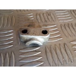 Bride de fourche d'axe de roue avant 125 DTMX