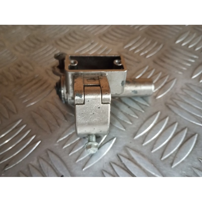 Maitre cylindre d'embrayage 400 FE 01 - 03