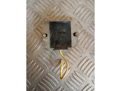 Régulateur de tension 125 WR 95 - 10 / 125 CR 08 / 250 WR 93 - 10 / 360 WR 93 - 02 2