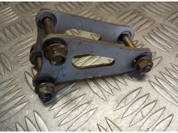 Patte support culasse / cadre 125 WR CR 95 - 08