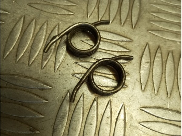 Ressorts de repose-pieds 125 WRE WR 95 - 98 / 250 360 WR 95 - 98 / 350 TE 94 - 95 / 410 TE 95 - 98 / 610 TE TC 94 - 98