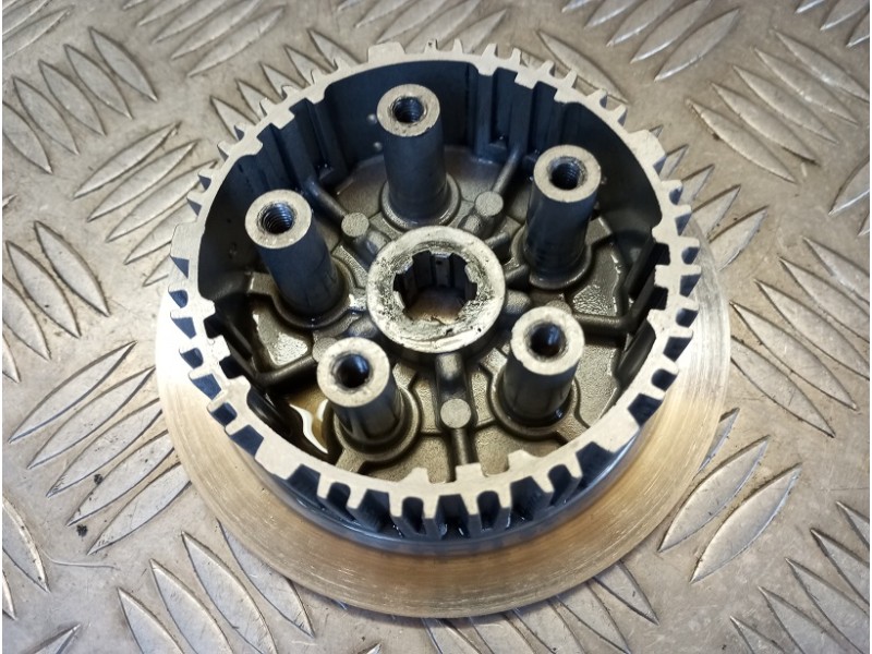 Noix d'embrayage 125 WRE 93 - 11/ 125 SMS 04 - 11 / 125 WR CR 92 - 13