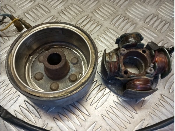 Allumage ( stator + rotor ) 125 WR 95 - 10